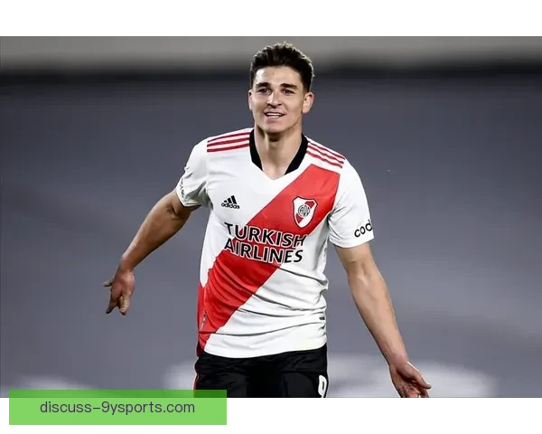 聚焦南安普顿俱乐部新闻透视赛季动向与未来布局全面解析冲刺与转会风云