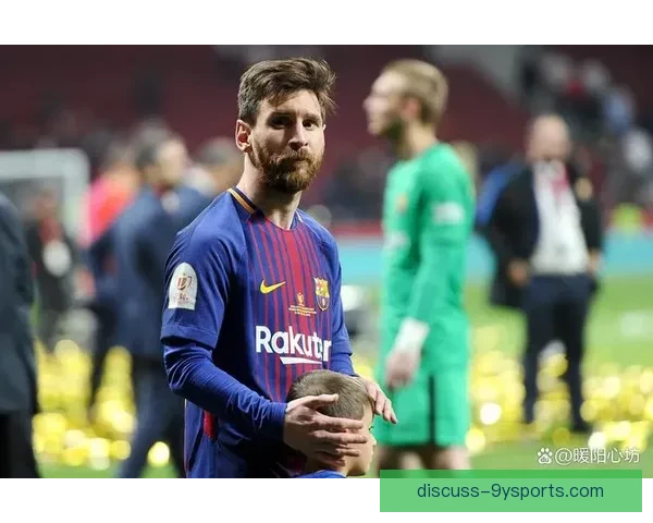 梅西率队逆转对手，欧冠淘汰赛激战引爆球迷热情