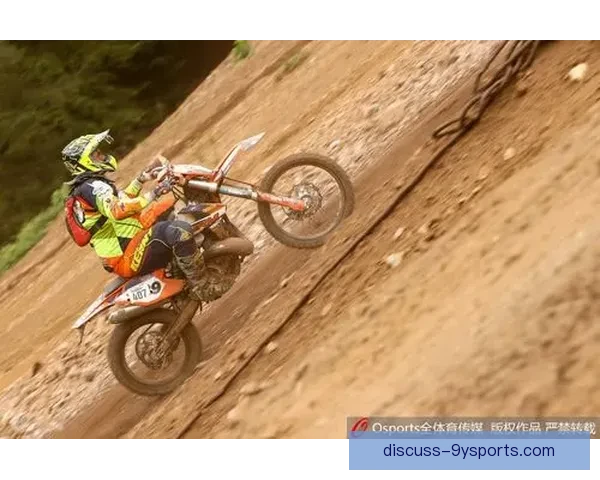 法拉利车手挑战极限 摩托GP赛季精彩对决一触即发